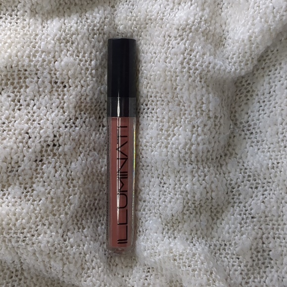 ILLUMINATI Cosmetics Liquid Lipstick in Reveal, 2.8ml/0.10fl oz - Picture 8 of 8
